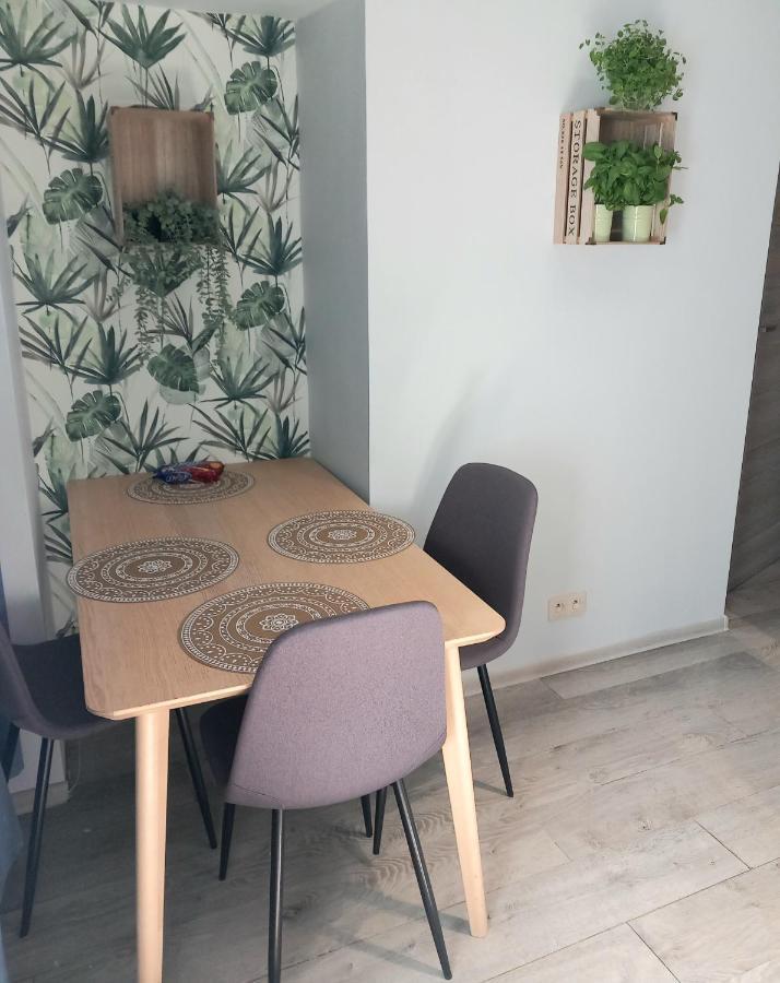 Hola Apartamenty Piotrkowska Łódź Esterno foto