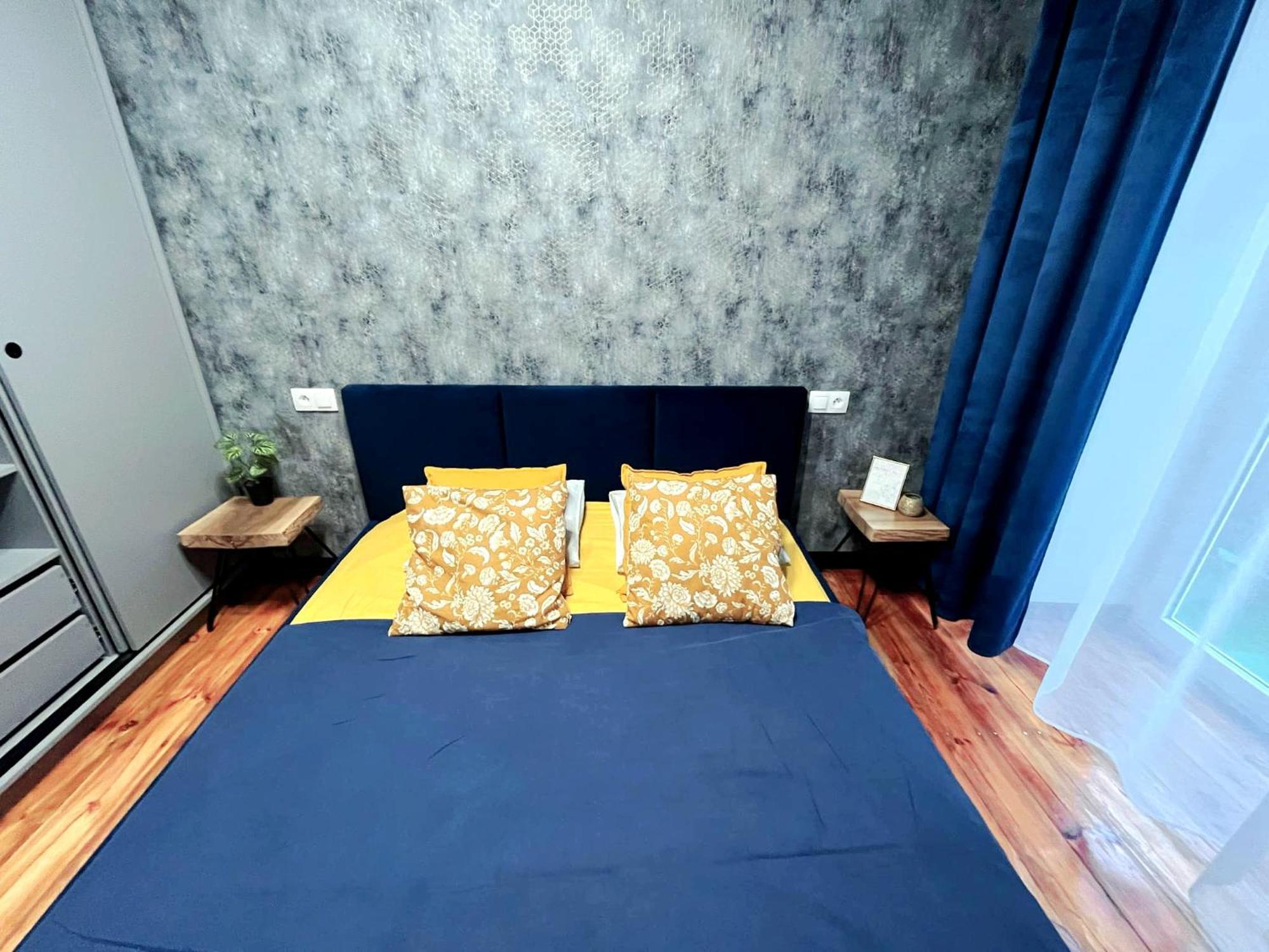 Hola Apartamenty Piotrkowska Łódź Esterno foto