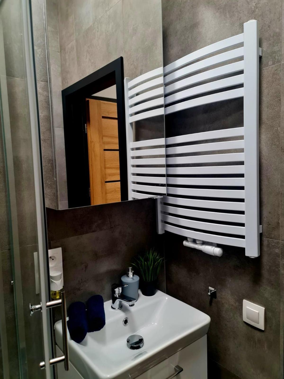 Hola Apartamenty Piotrkowska Łódź Esterno foto
